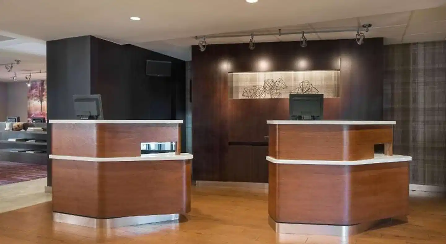 Sonesta Select Los Angeles LAX El Segundo Lobby