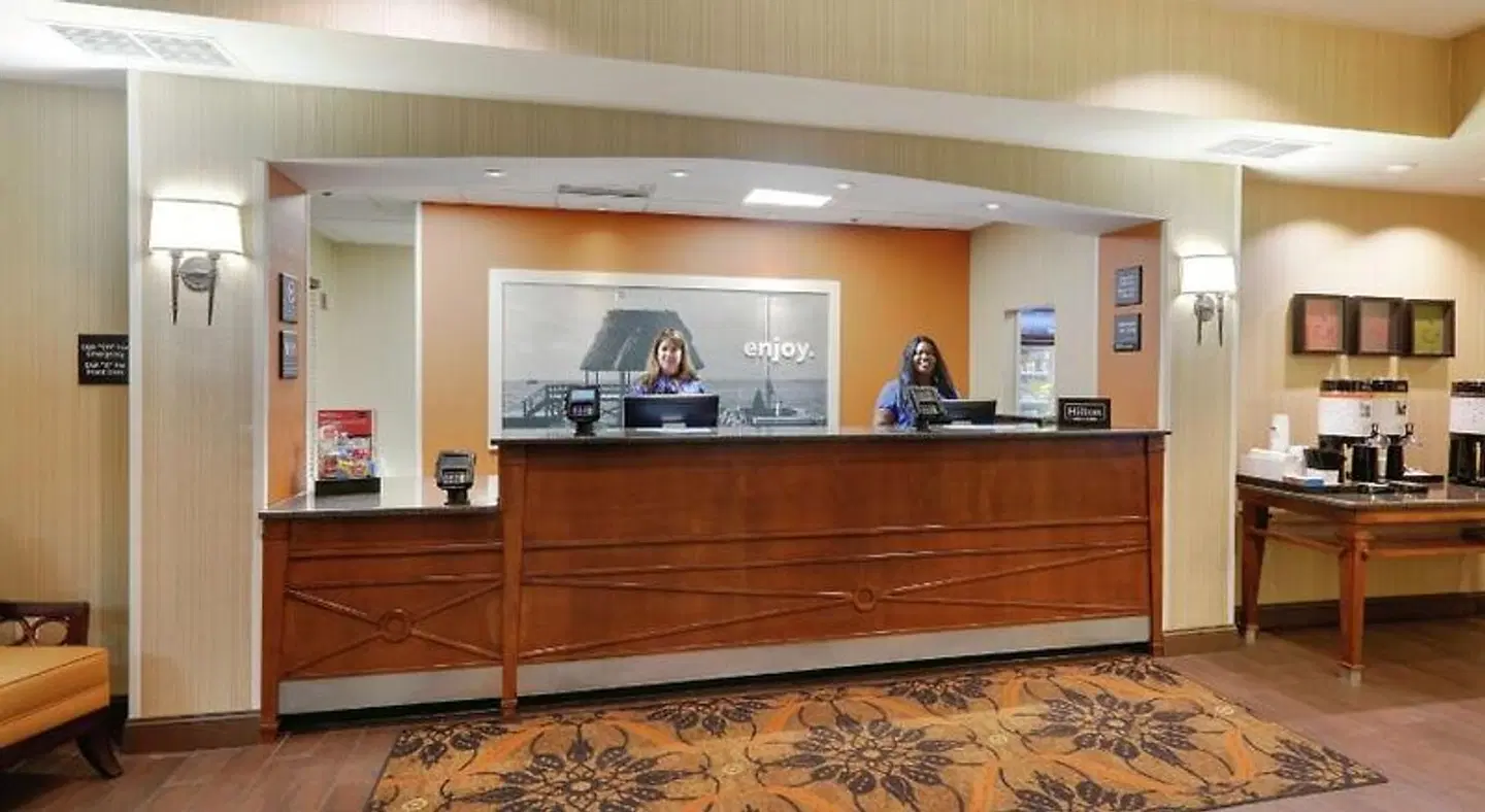 Hampton Inn & Suites Mooresville/Lake Norman LOUNGE_LOBBY