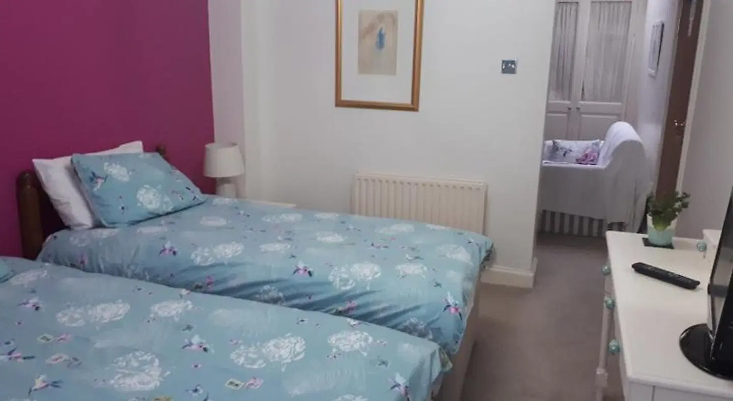 Olive Tree Guest House ROOM_EXAMPLE