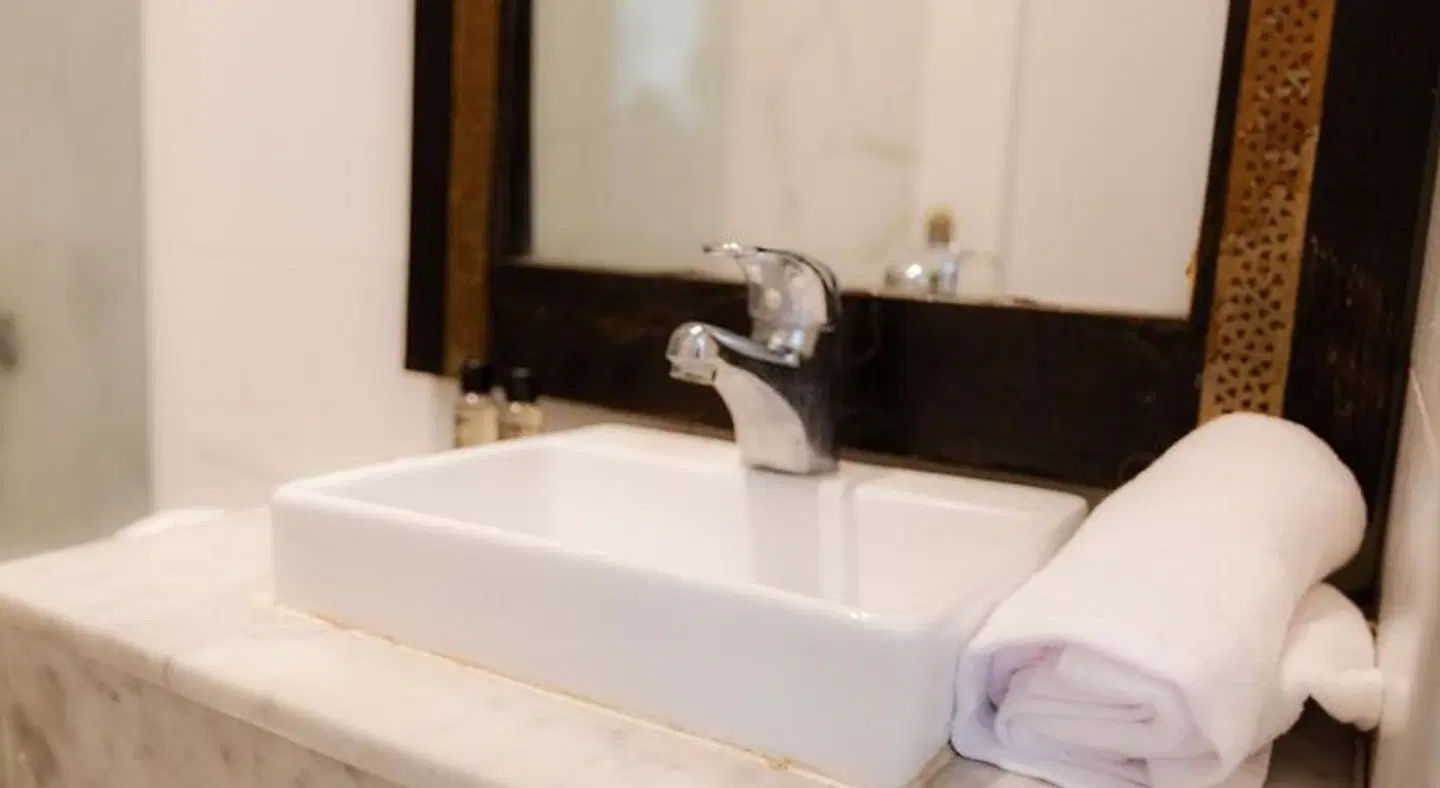 Windsor Hotel City Center Badezimmer