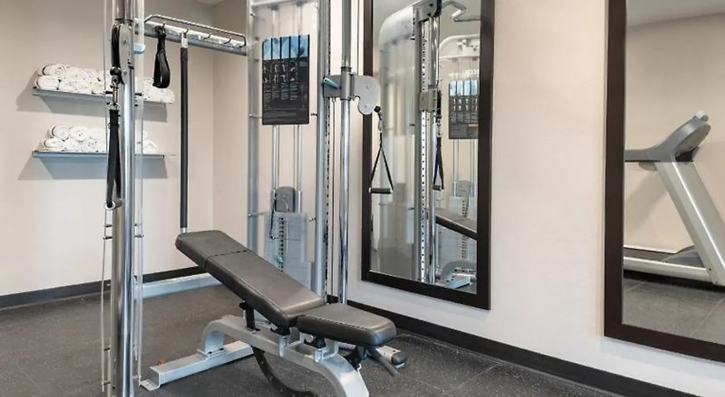 Country Inn & Suites by Radisson, Pella, IA SPORTS_AND_LEISURE