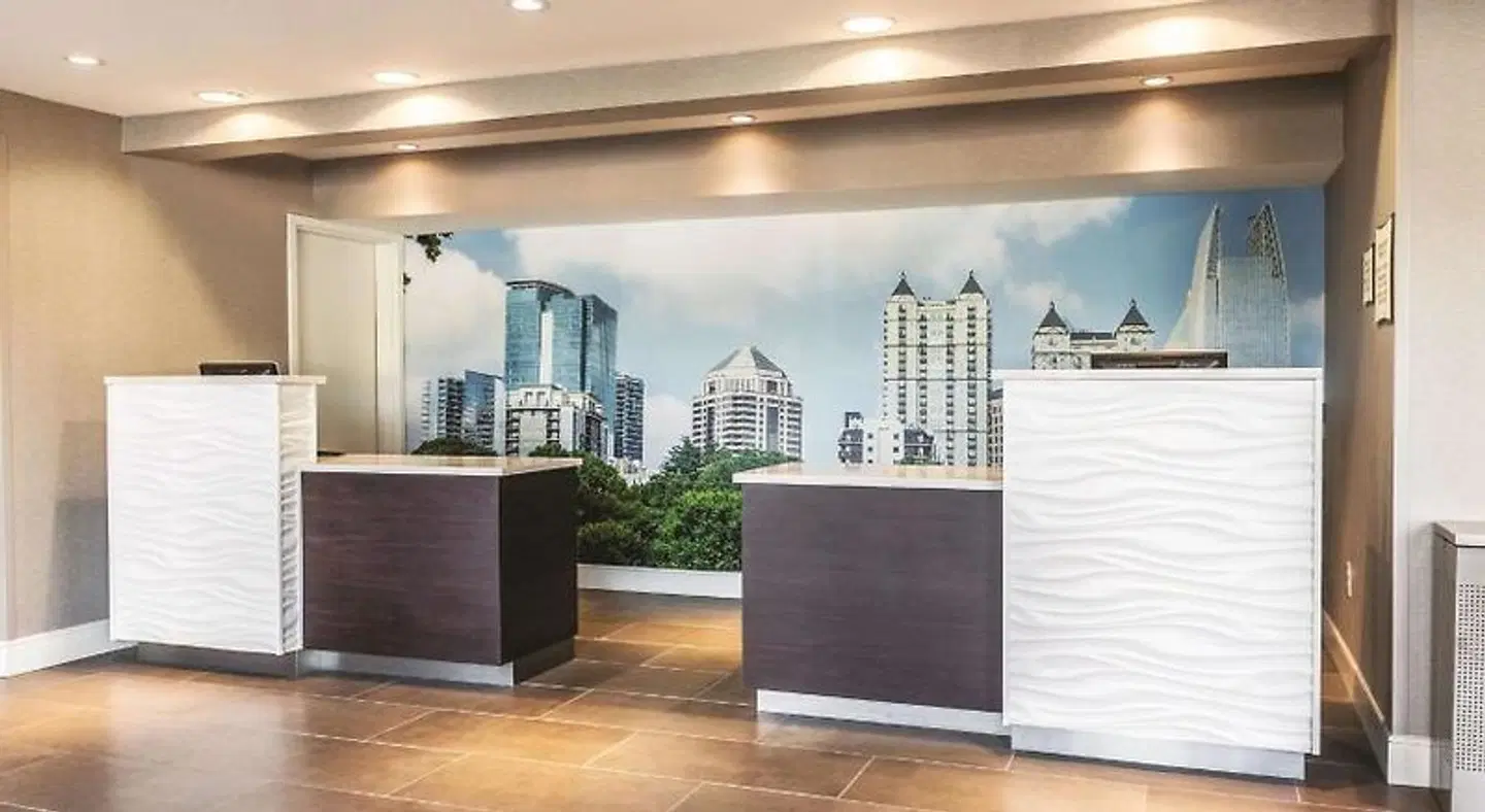La Quinta Inn & Suites by Wyndham Atlanta Midtown - Buckhead LOUNGE_LOBBY