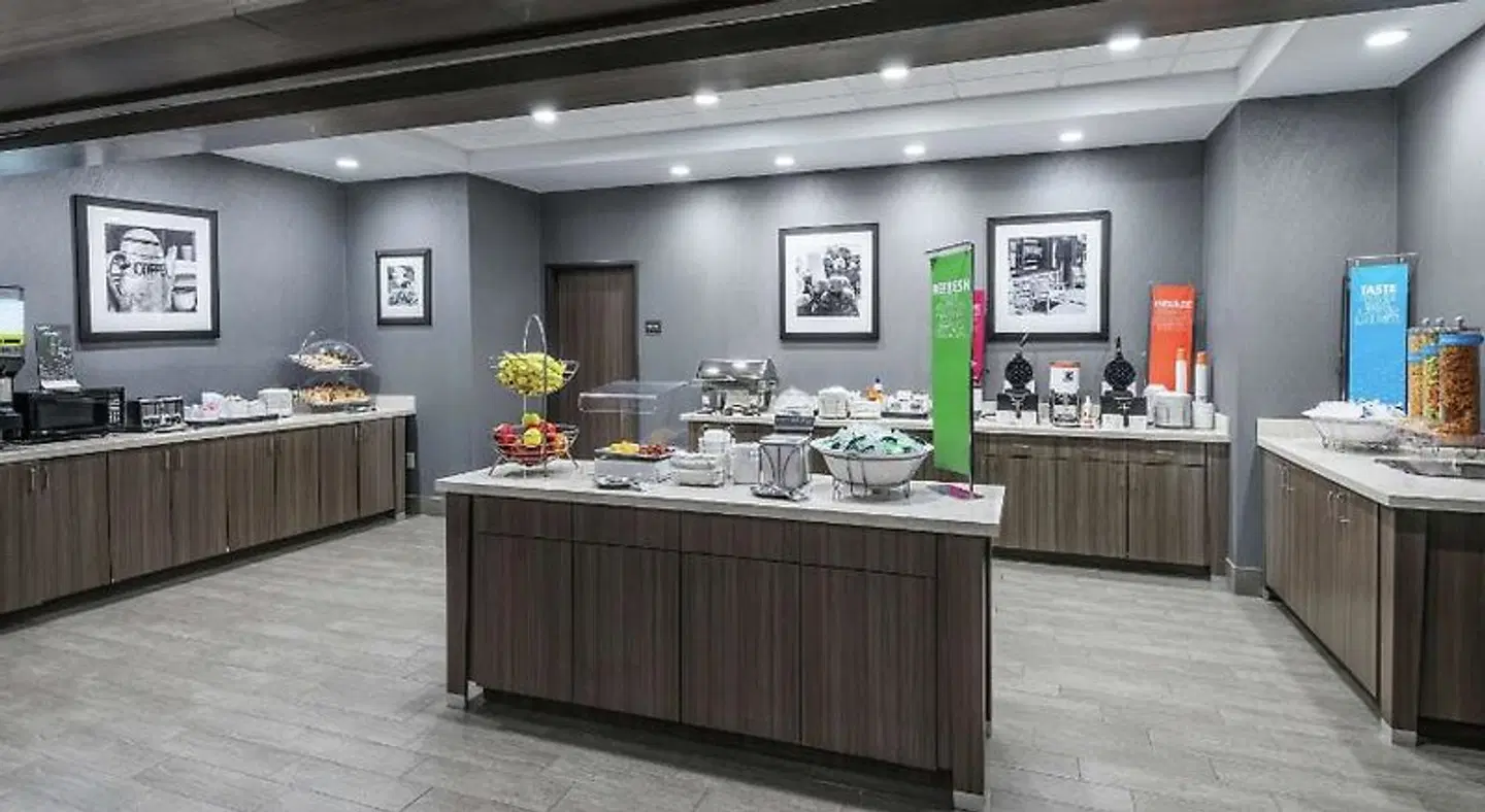 Hampton Inn & Suites Portland Corpus Christi Restaurant