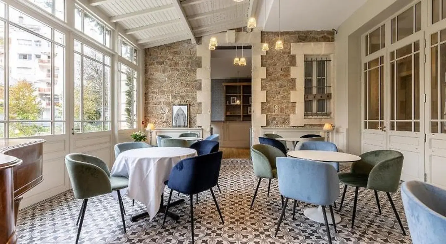 La Maison Blanche Restaurant