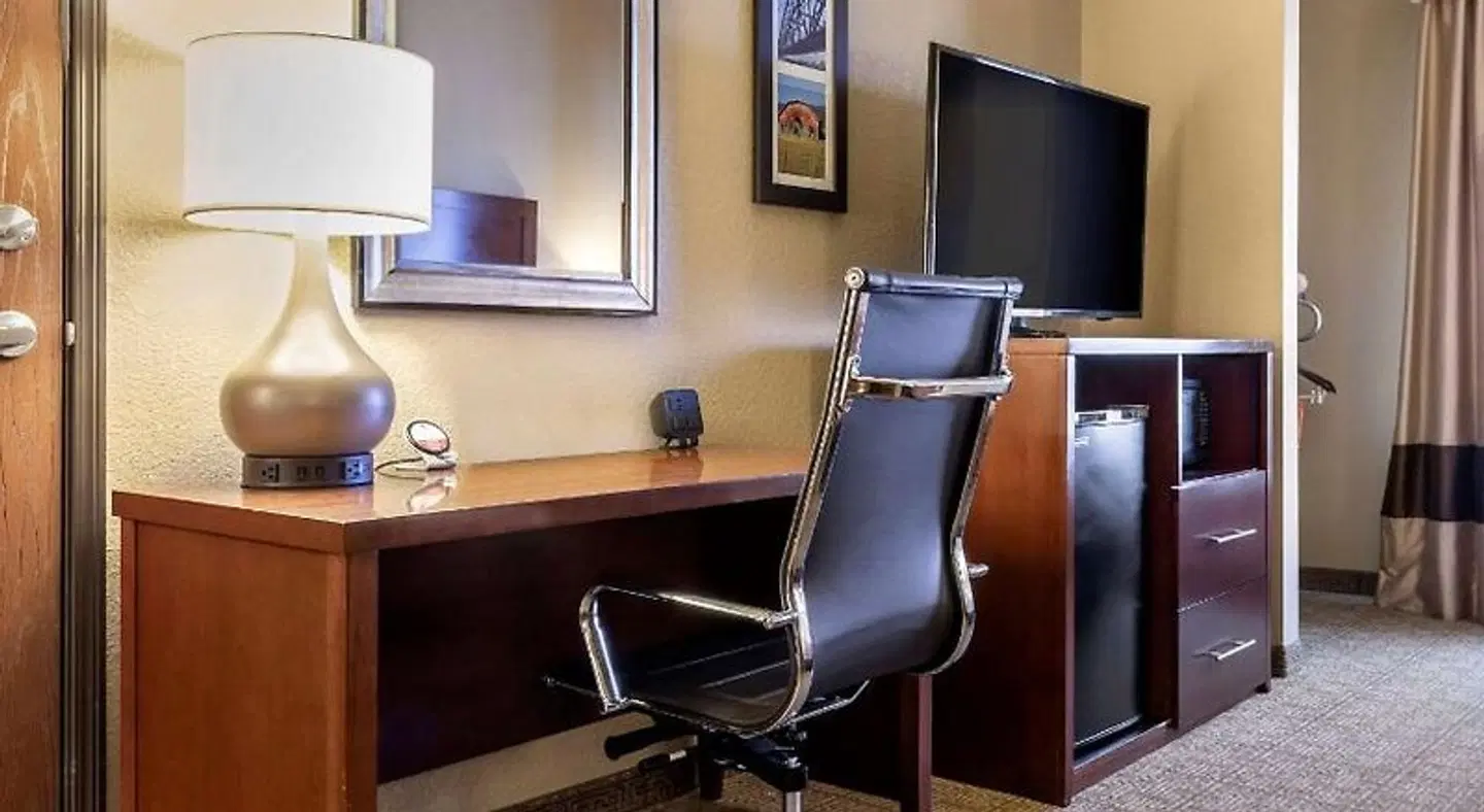 Comfort Suites Jonesboro LOUNGE_LOBBY