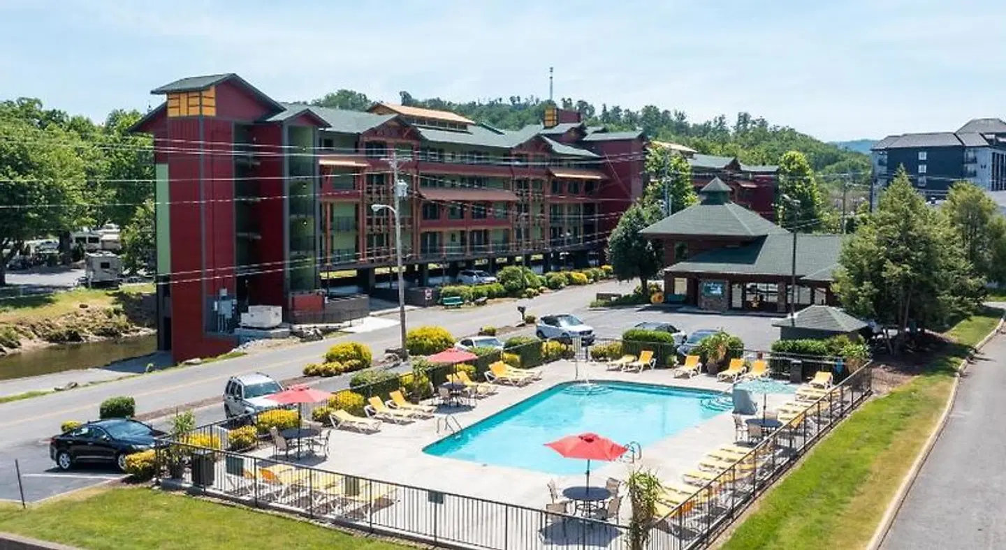 Creekstone Inn OUTDOOR_POOL