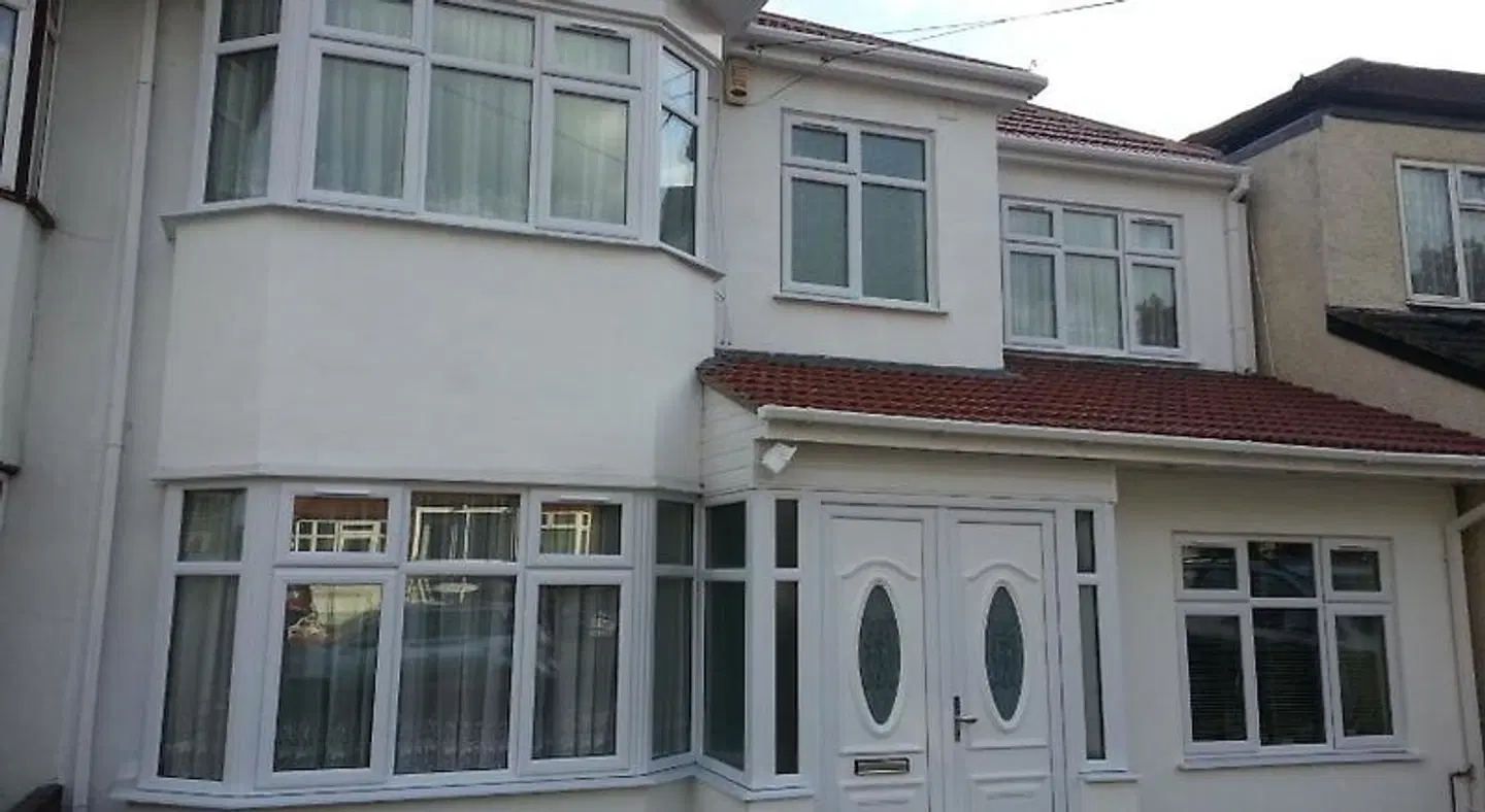 Apple House Guesthouse Wembley EXTERIOR