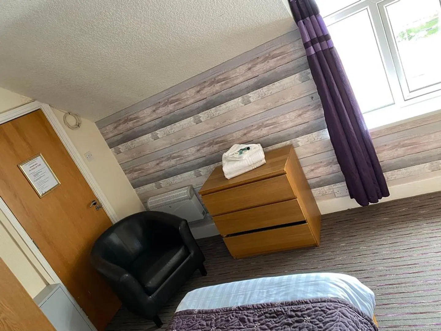 Coasters Hotel And Apartments ROOM_EXAMPLE