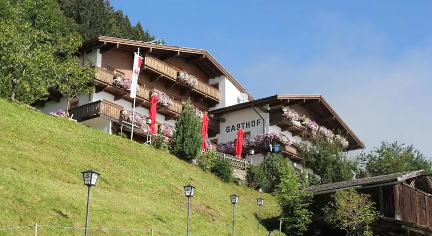 Berghof EXTERIOR