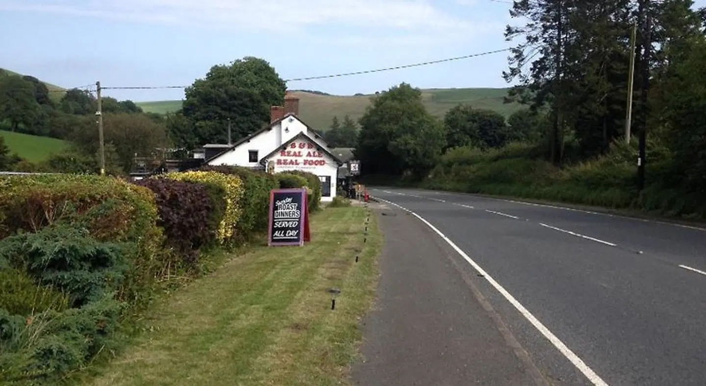 The Red Lion Inn SPORTS_AND_LEISURE
