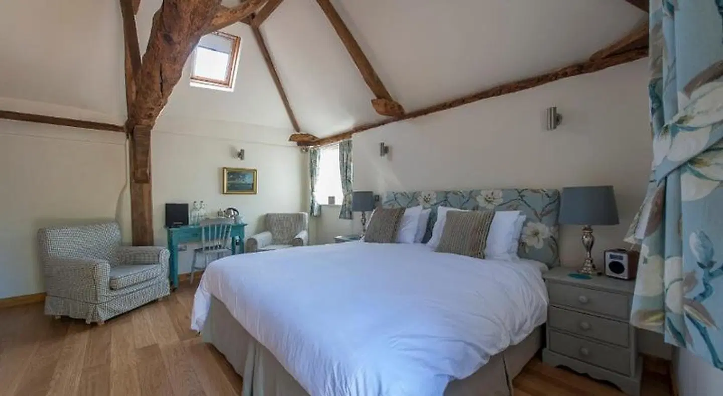 Hubbard's Luxury Bed and Breakfast ROOM_EXAMPLE