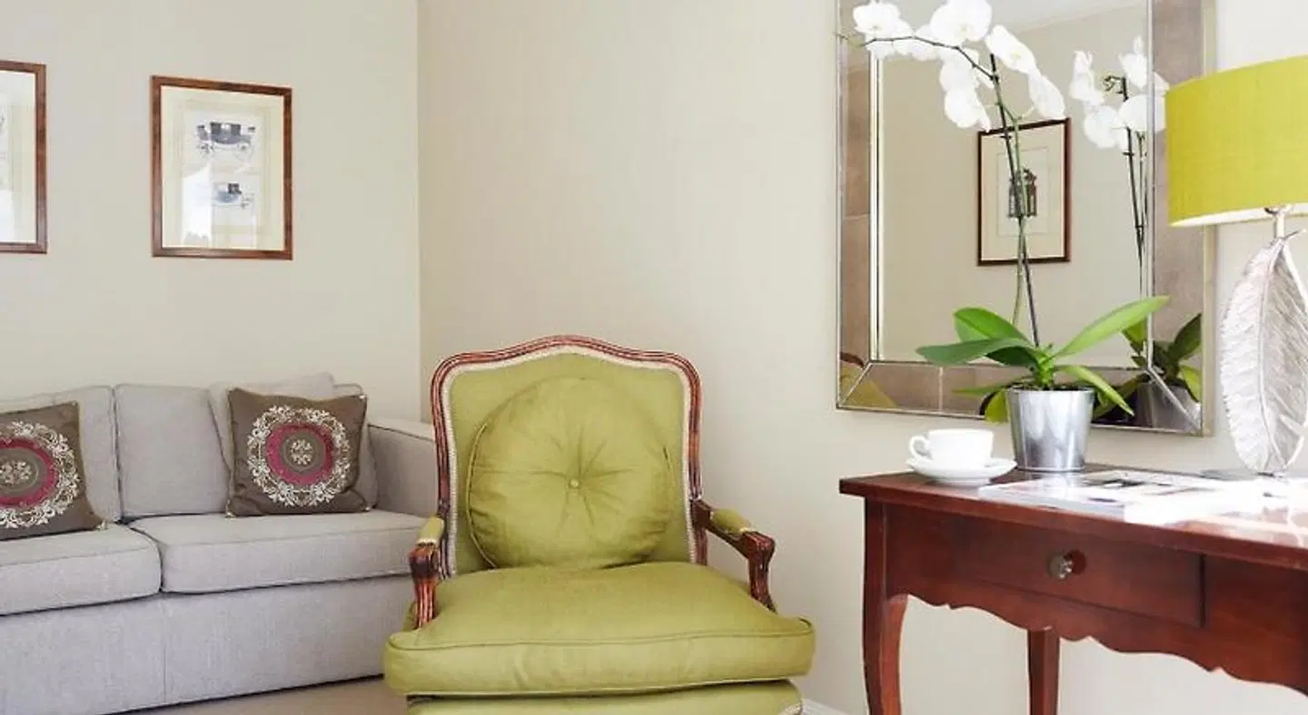 Castle House ROOM_EXAMPLE