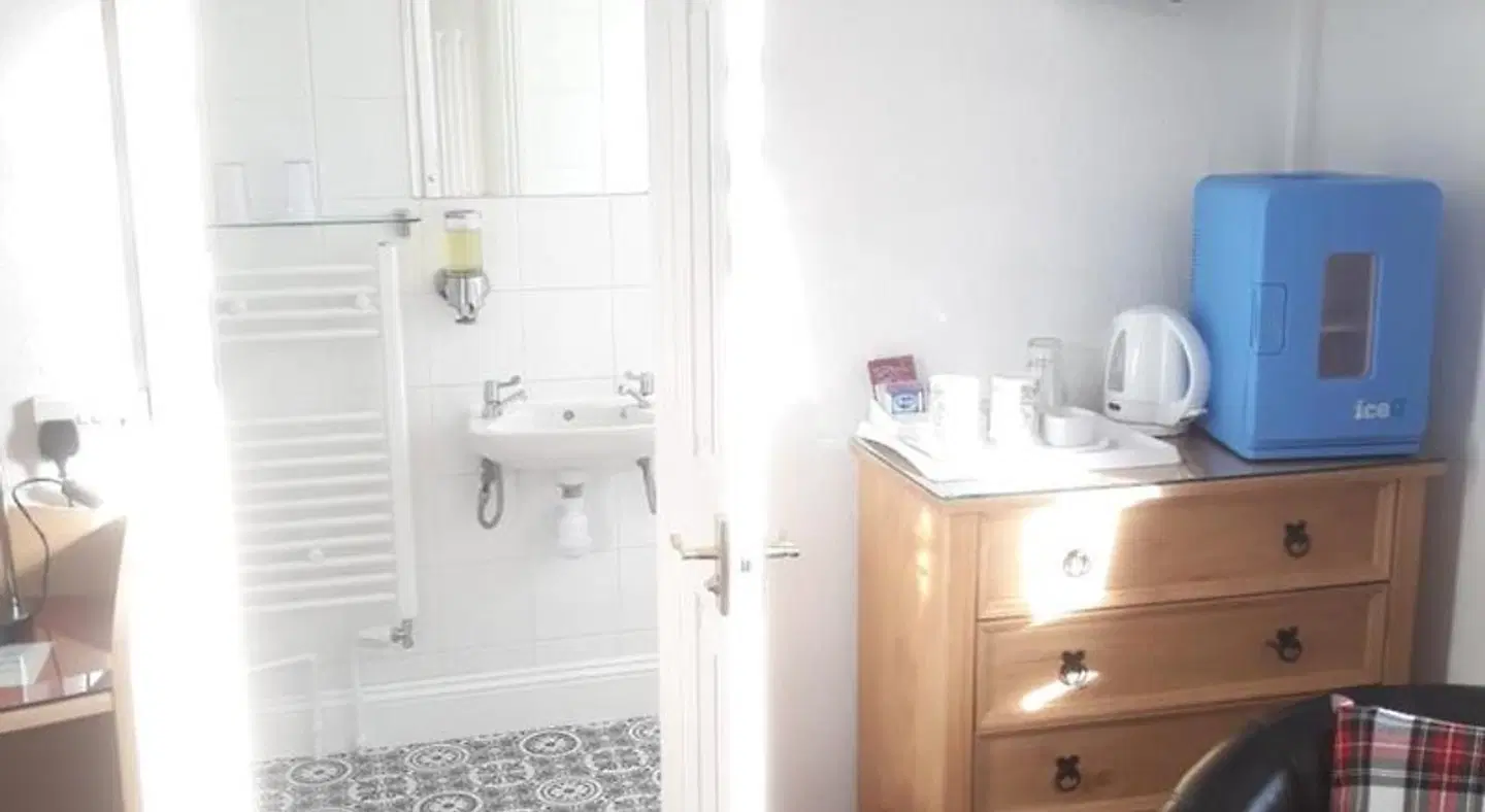 Montrose Guest House Badezimmer