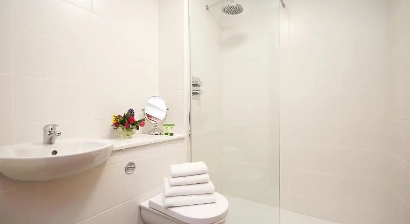 Vale Park Hotel Badezimmer