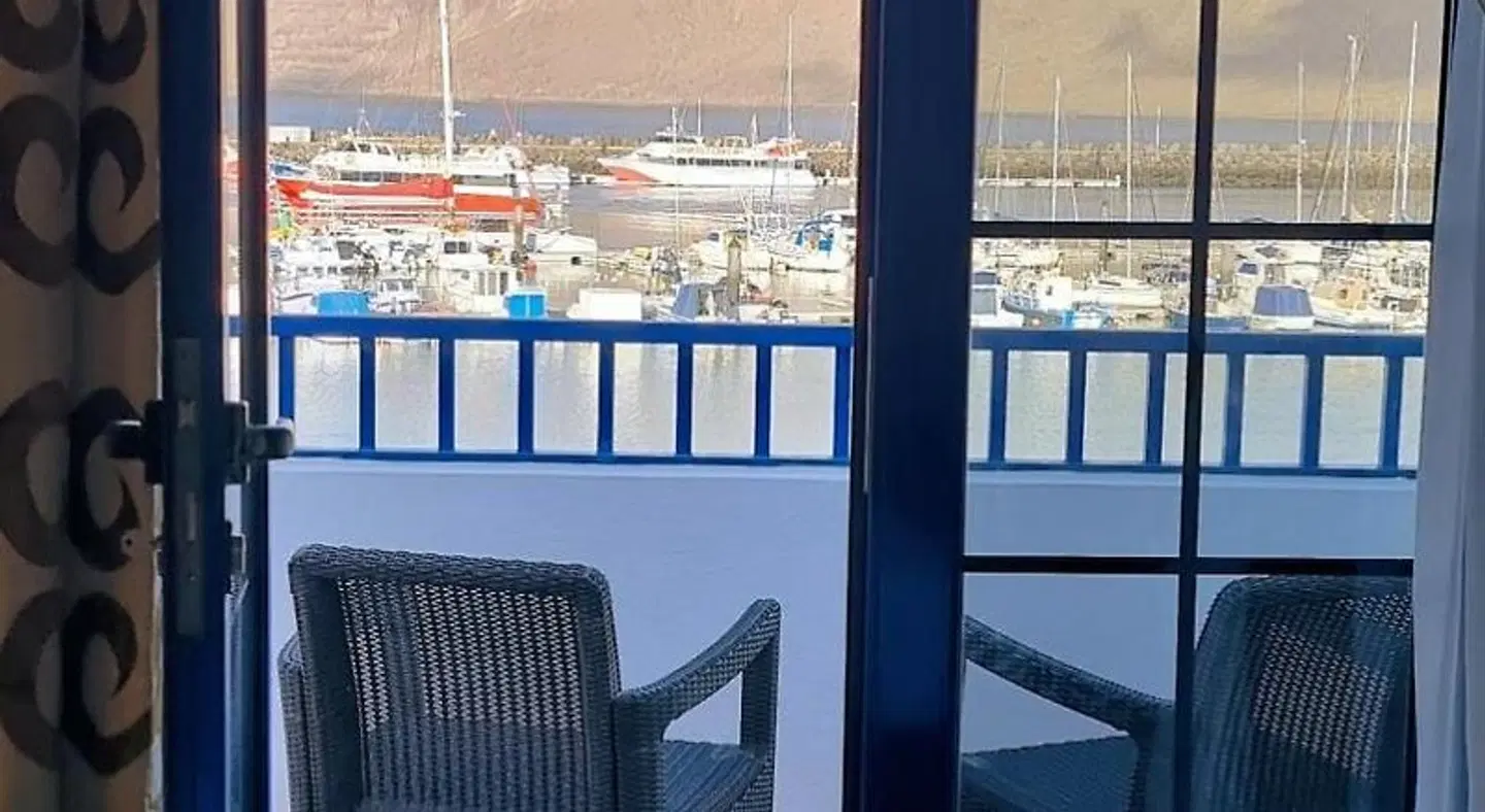 Evita Beach Apartamentos Terrasse