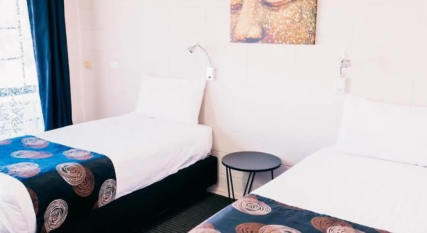 Motel Poinsettia ROOM_EXAMPLE