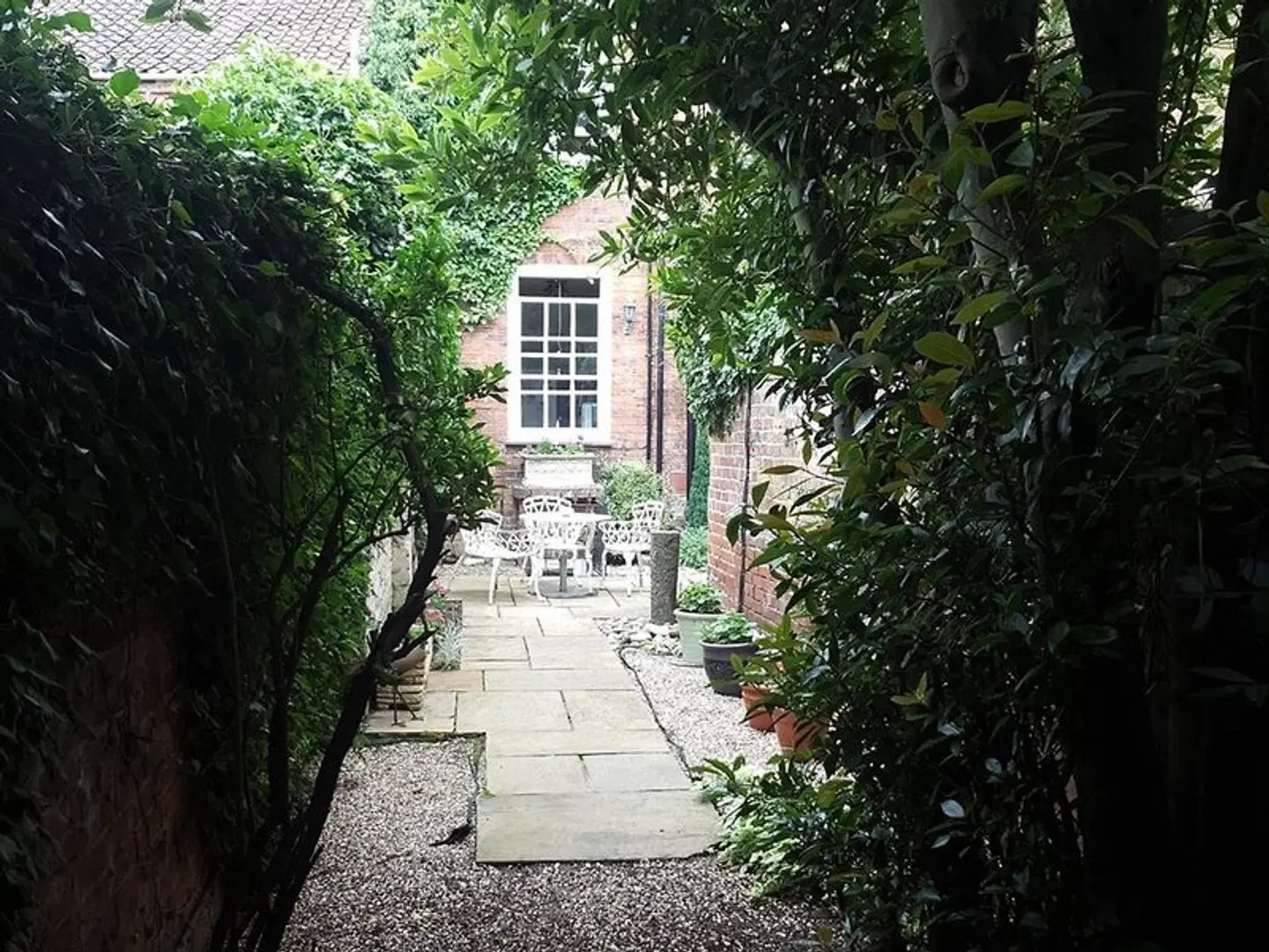 The Red House Garten