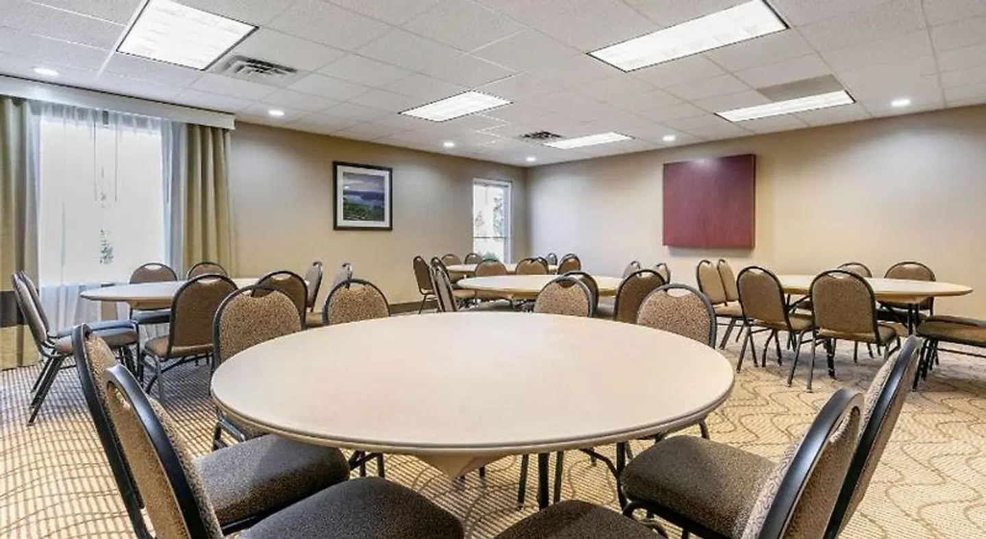 Comfort Inn & Suites Van Buren-Fort Smith Konferenz