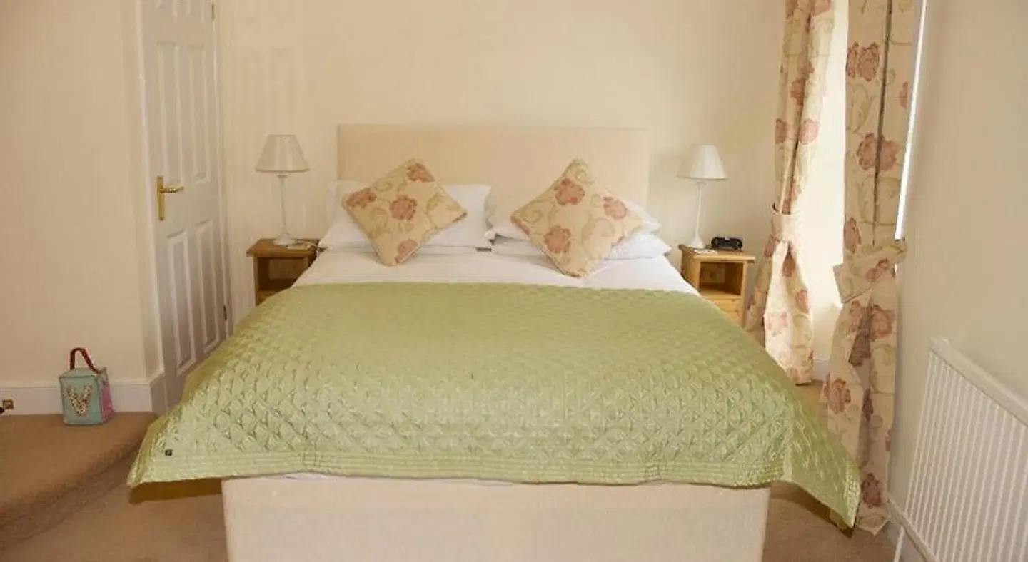Pear Tree House B&B ROOM_EXAMPLE