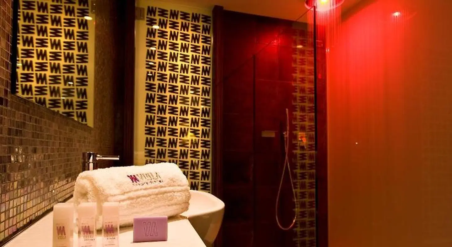 Viola Mhotel HEALTH_BEAUTY