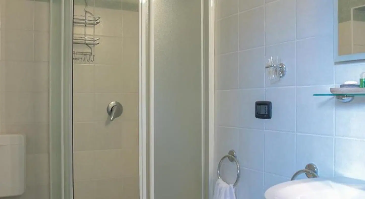 HOTEL DEL CORSO Badezimmer