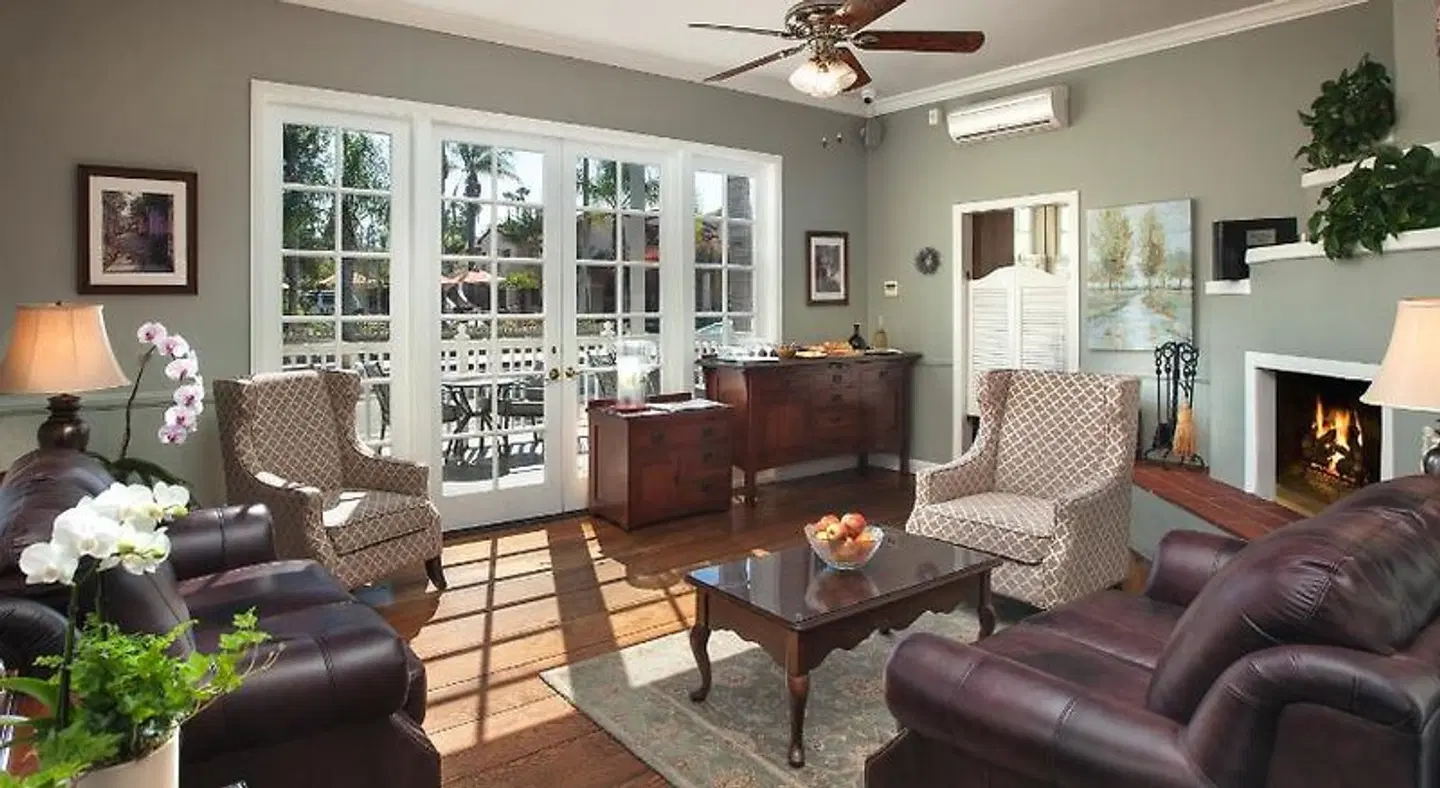 Lavender Inn by the Sea LOUNGE_LOBBY
