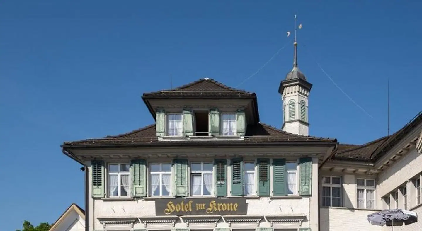 Krone EXTERIOR
