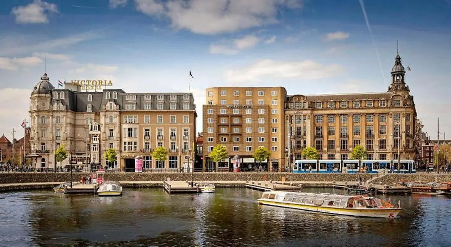 Park Plaza Victoria EXTERIOR
