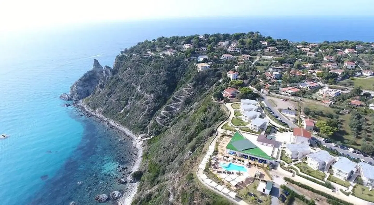 Blue Bay Resort LANDSCAPE