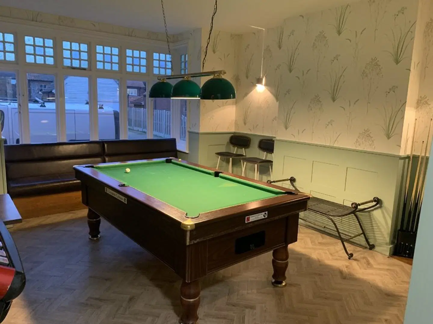 The White Horse SPORTS_AND_LEISURE