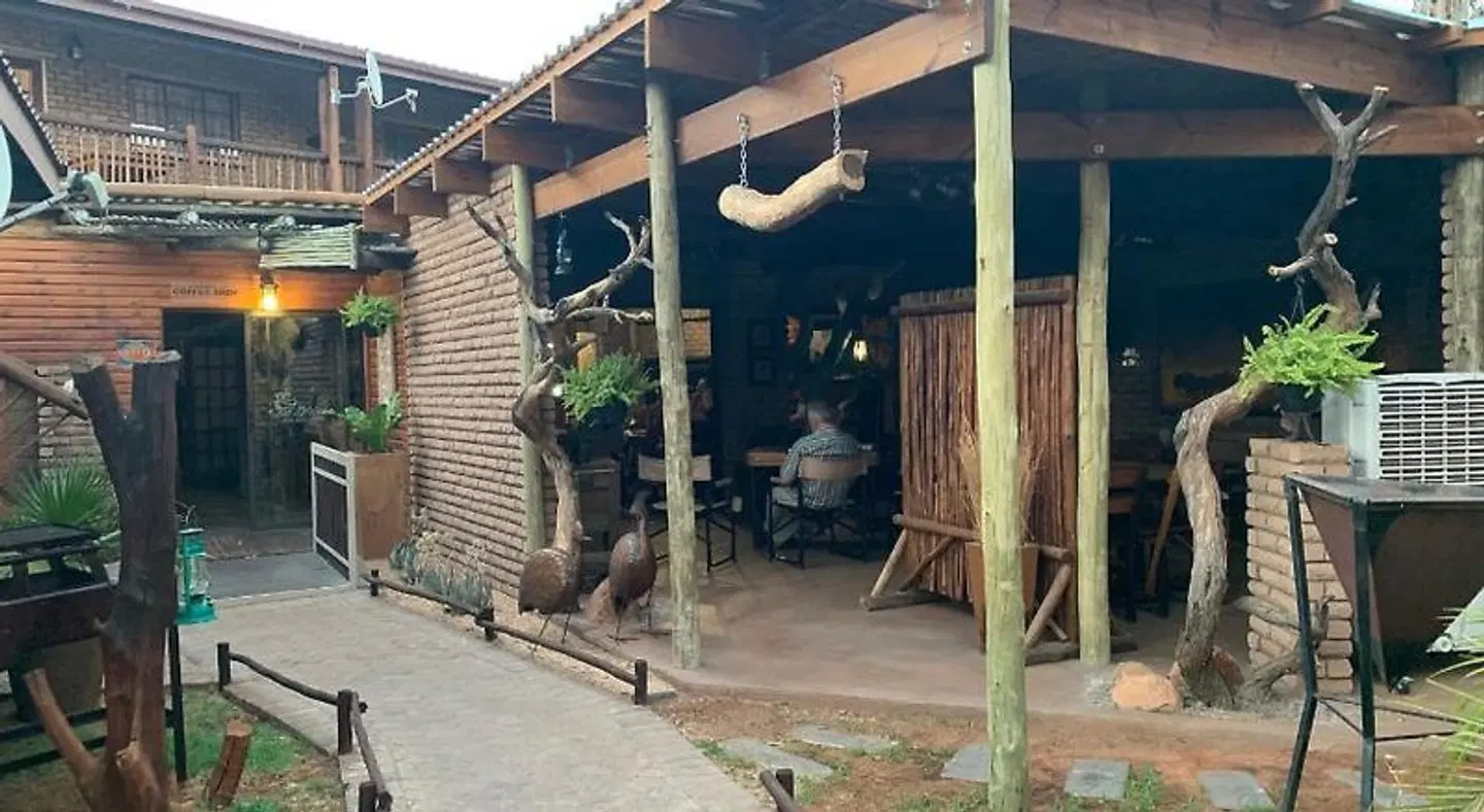 Country Lodge EXTERIOR