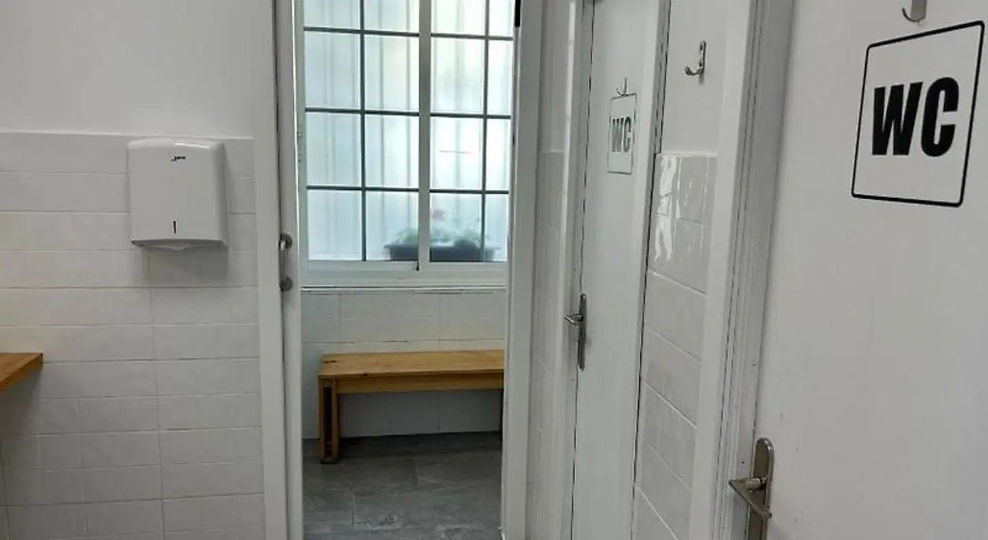Albergue SCQ Badezimmer