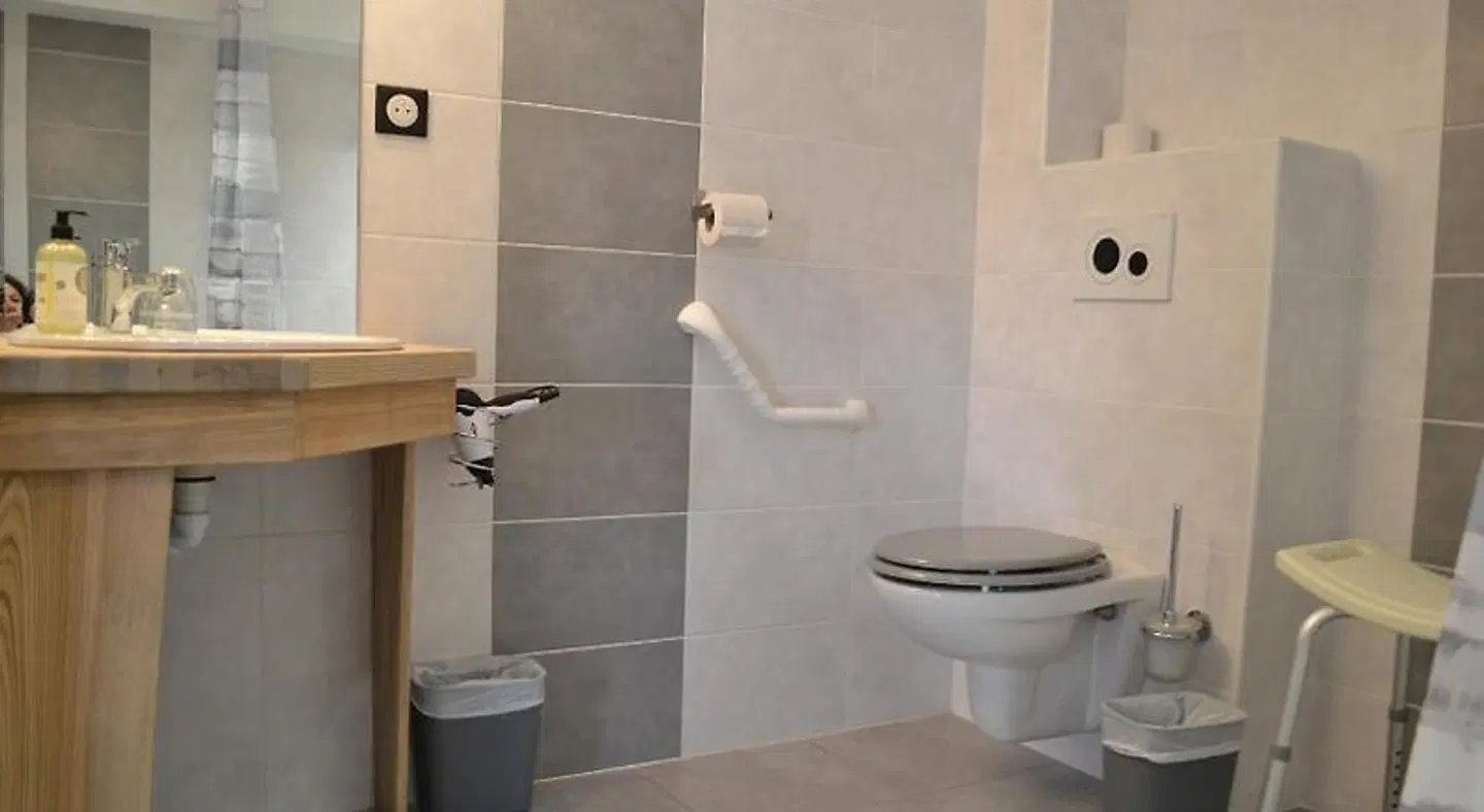 Chambres d'hôtes Les Galaines Badezimmer