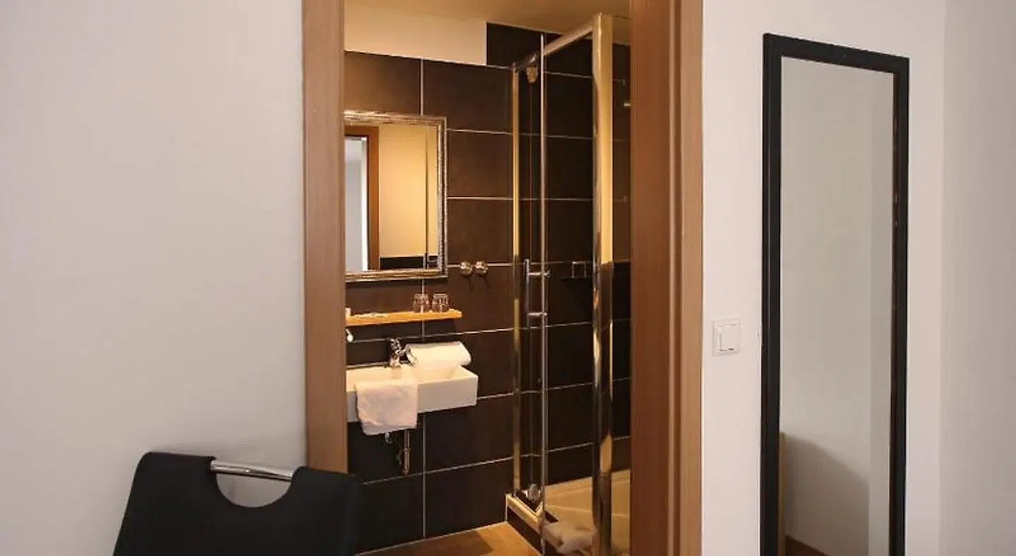 Hotel Gasthof Metzgerei Lamm Badezimmer