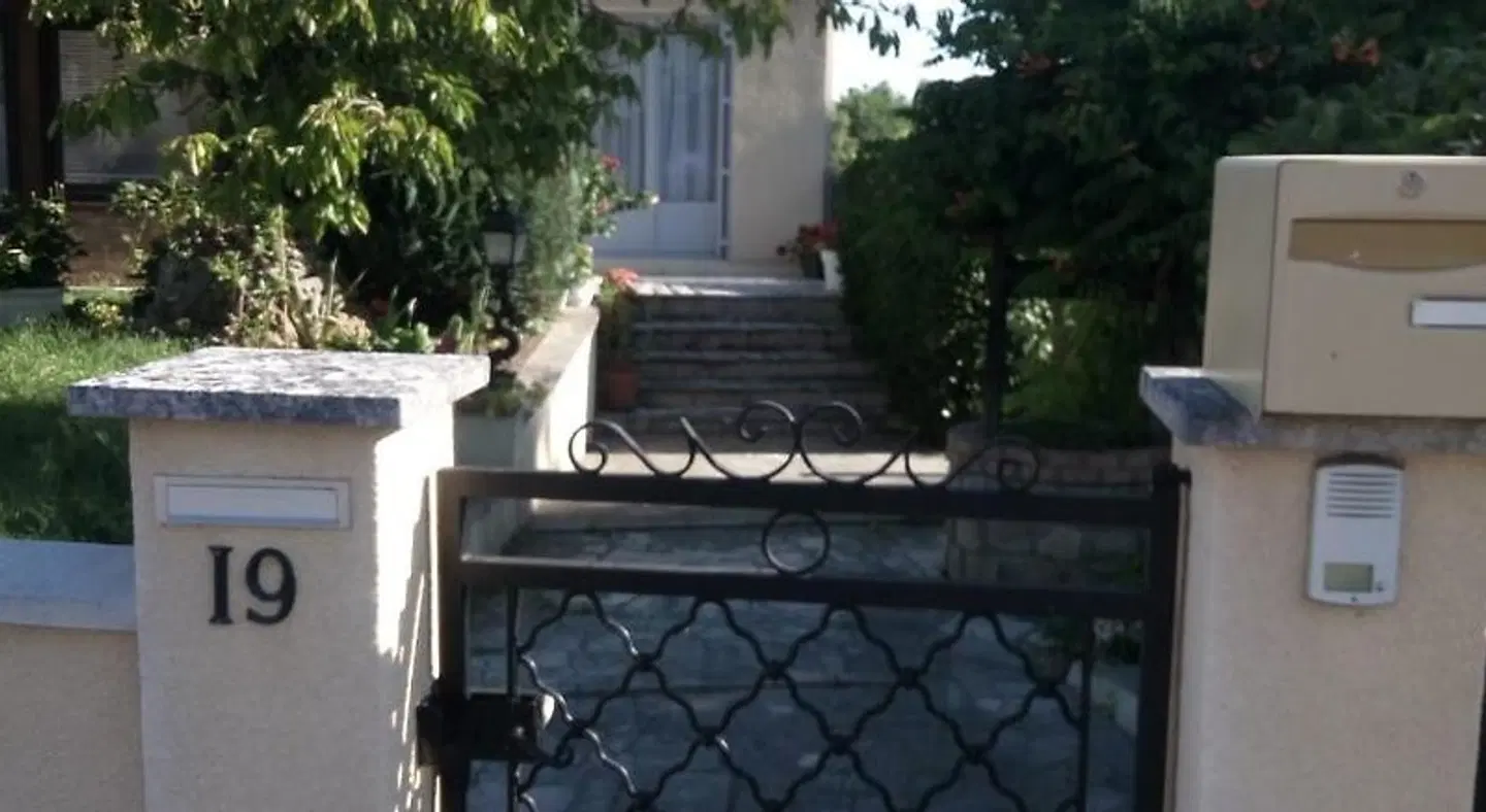 chez Myla chambre avec tv ecran plat Terrasse