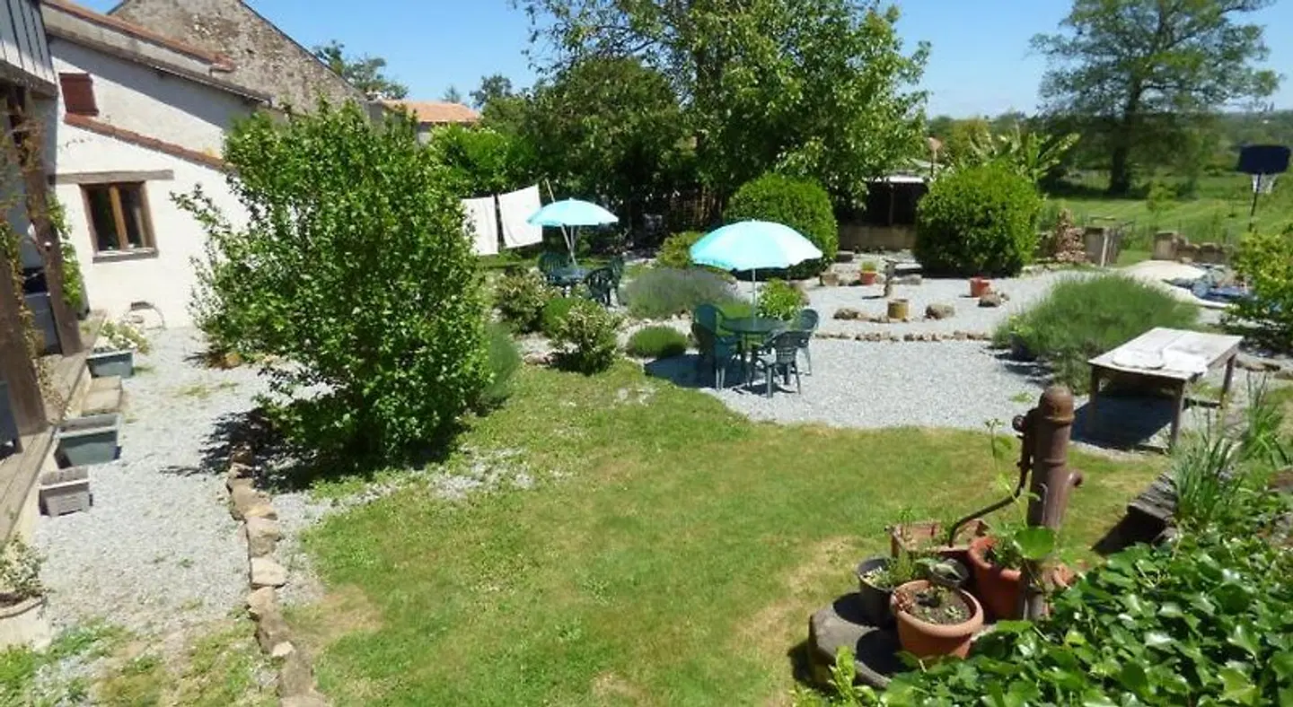 L'Ancien Presbytère Garten