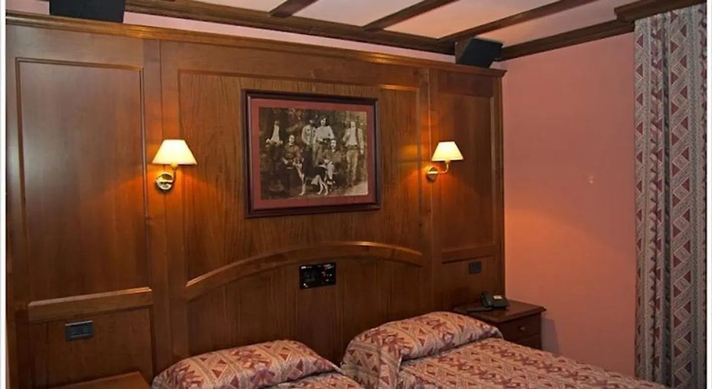California ROOM_EXAMPLE