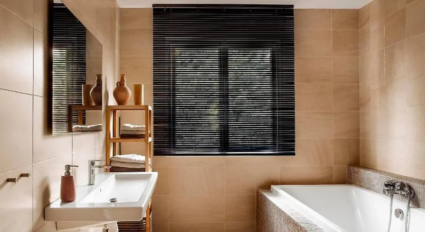 Merveilleuse Chambre La Perle Rouge Badezimmer