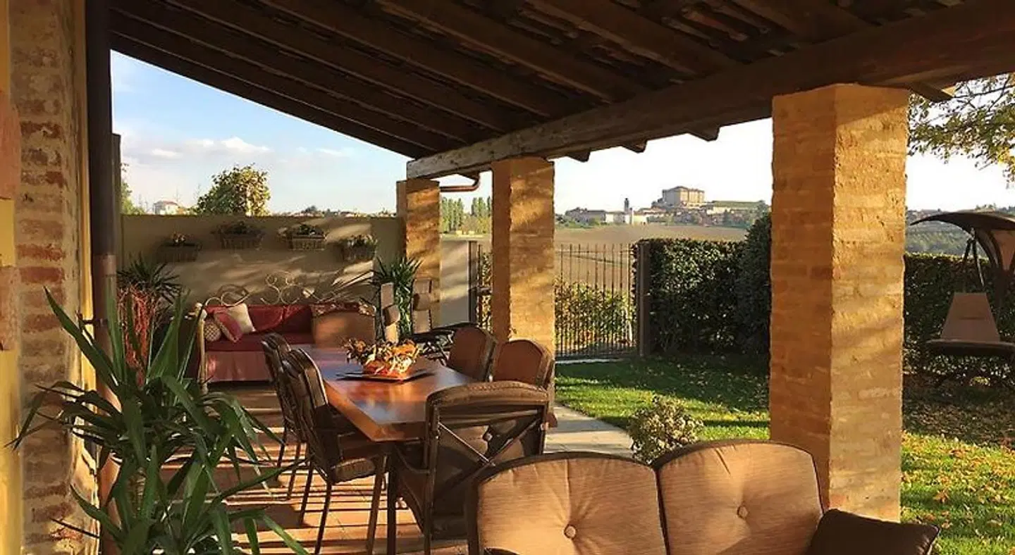 Cascina Cortine Terrasse