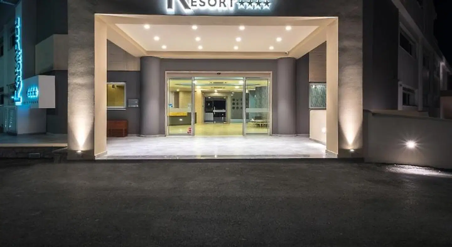 Paradise Resort LOUNGE_LOBBY