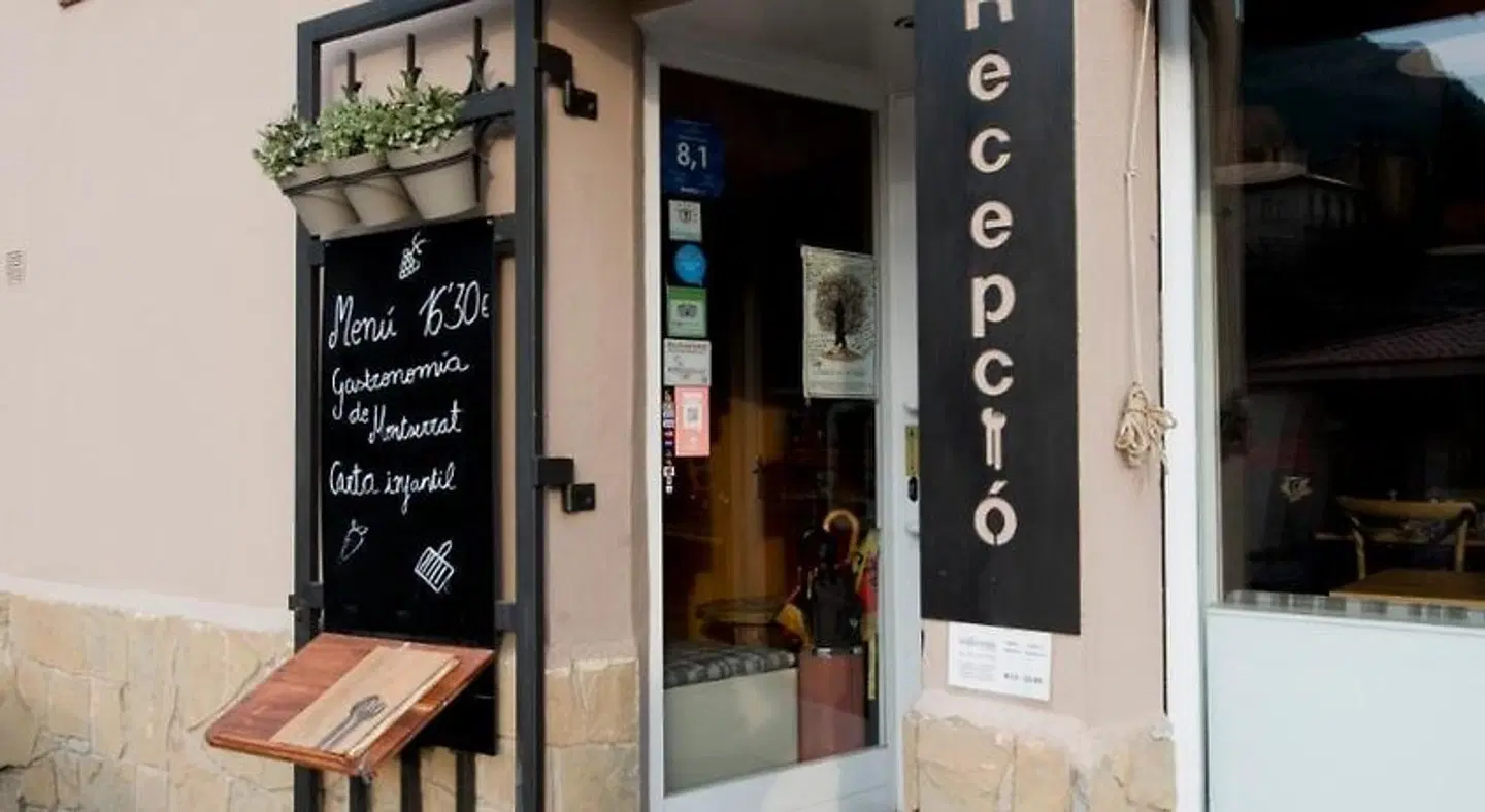 Hostal Guilleumes EXTERIOR