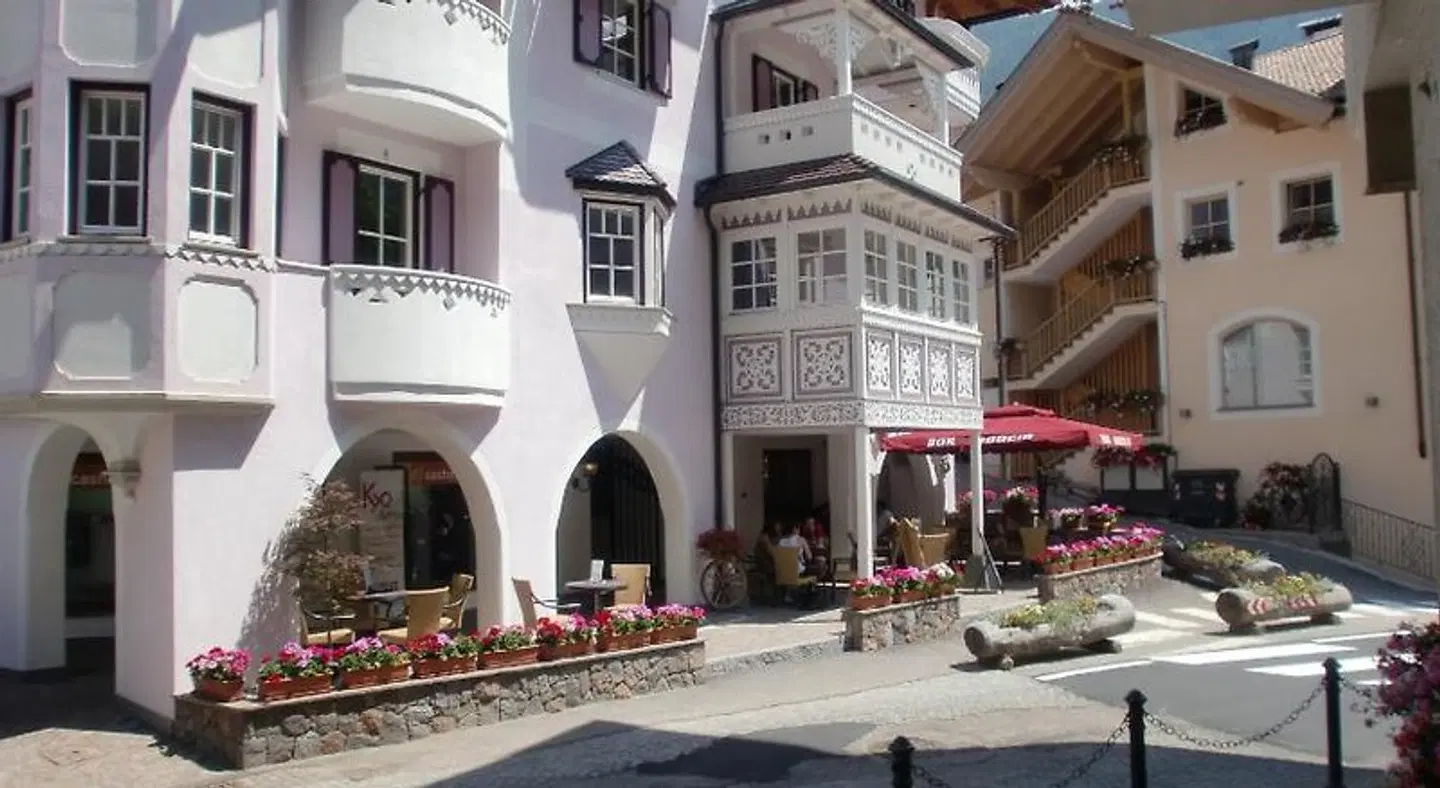 Ciasa Mancin Suite-Apartments EXTERIOR