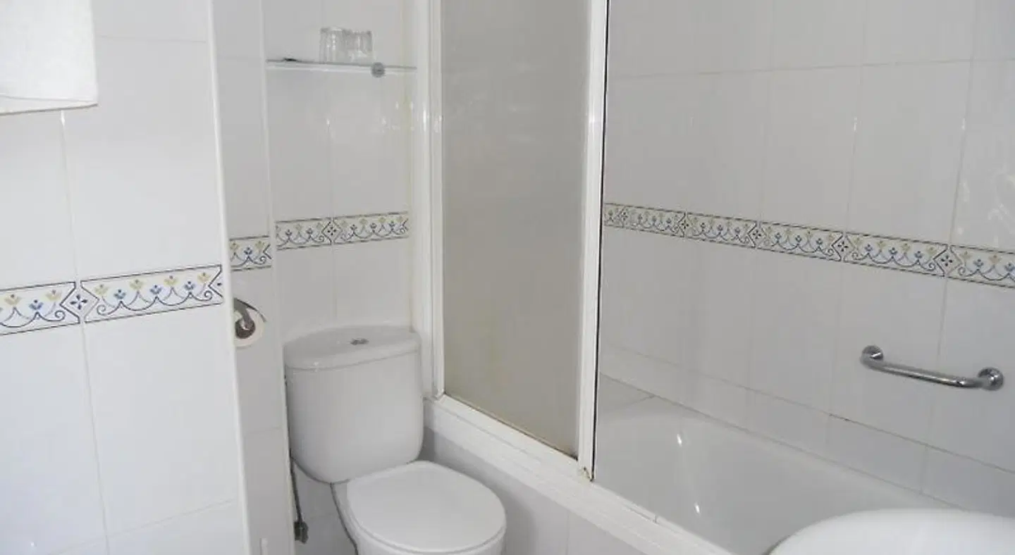 Hostal París Badezimmer