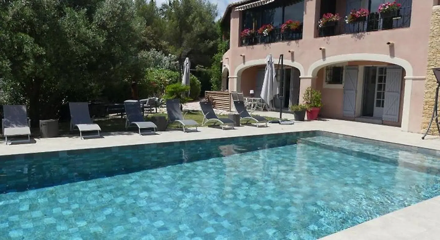 La Calanque du Boucharel OUTDOOR_POOL