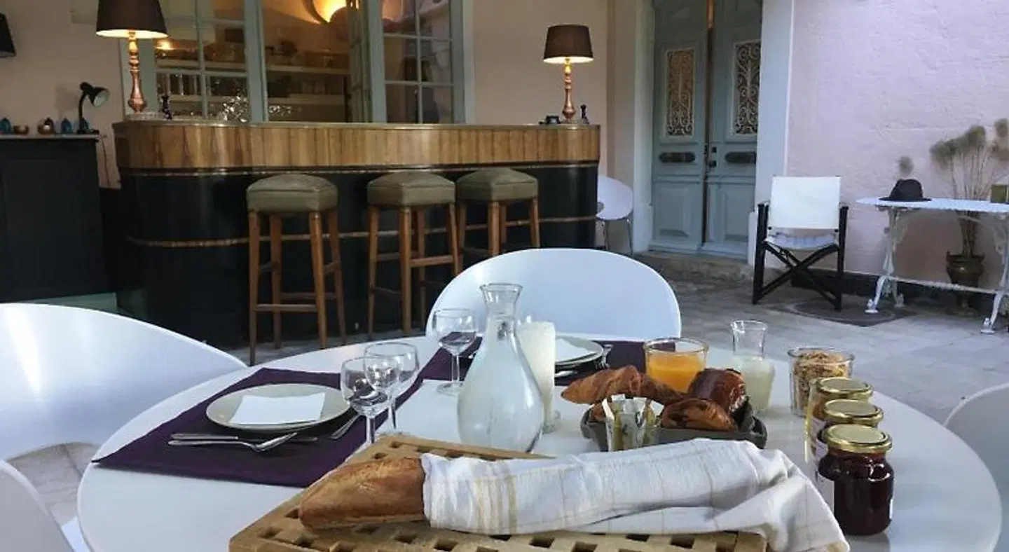Les Chapeliers HEALTH_BEAUTY