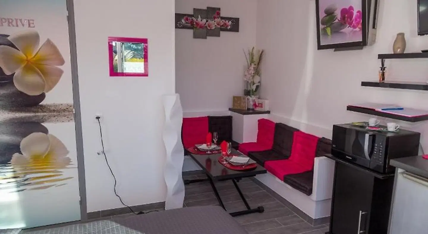 Chambre d'Hotes Source de la St Baume ROOM_EXAMPLE