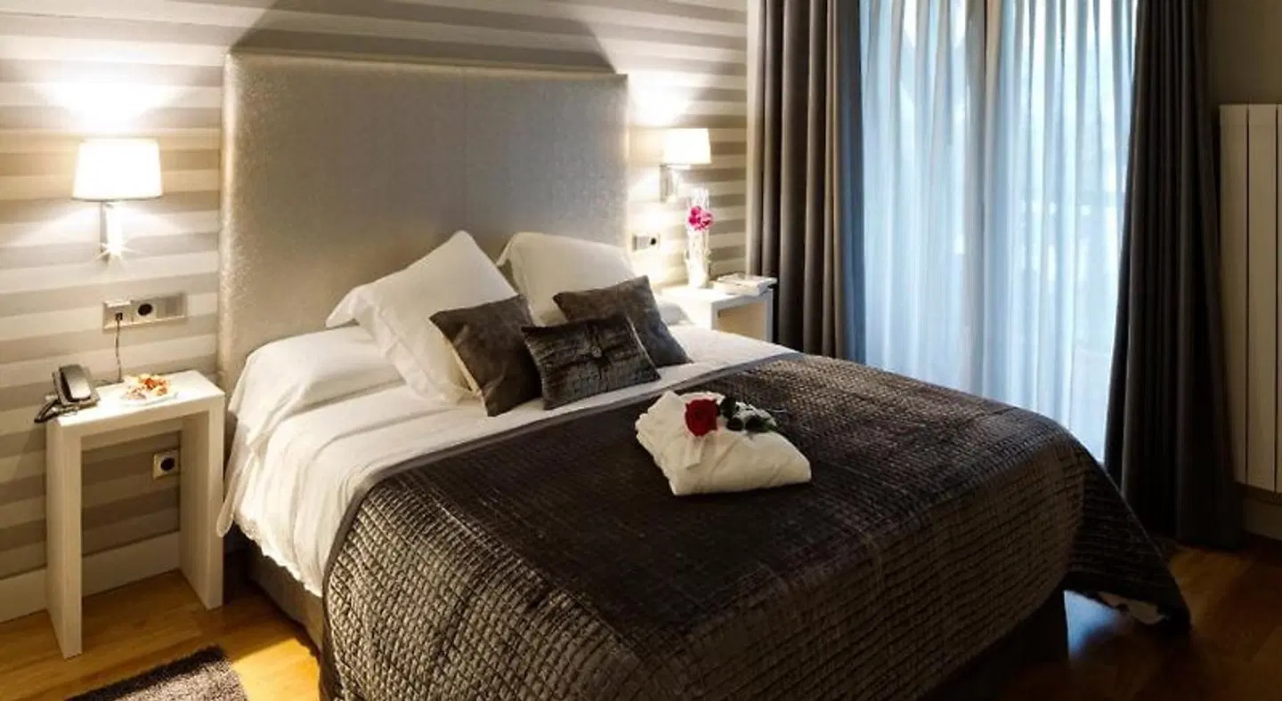 Saiaritz ROOM_EXAMPLE