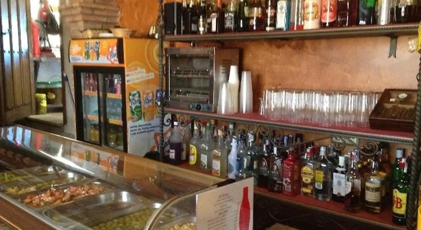 Apartamentos Rurales Complejo Peñafiel Bar