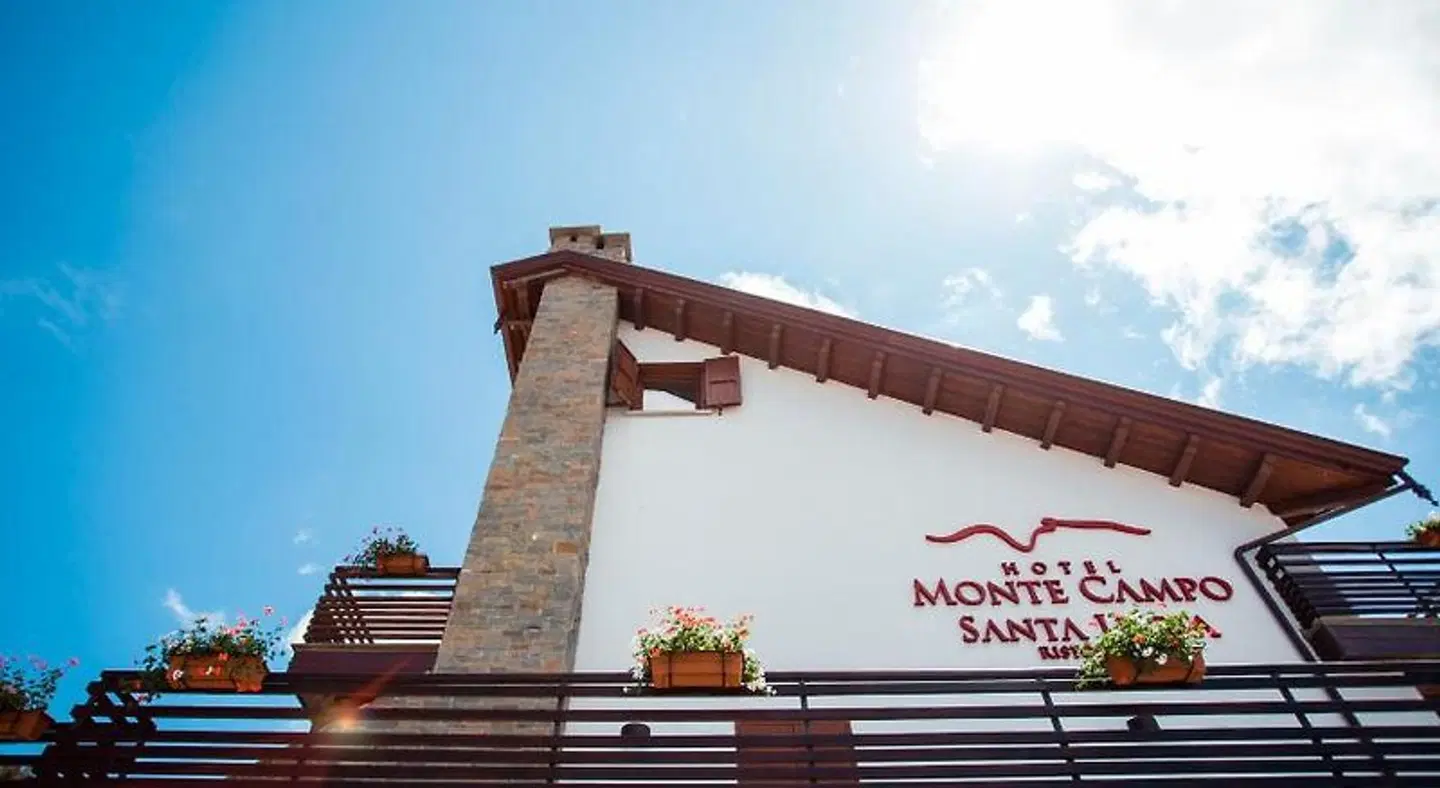 Hotel Monte Campo EXTERIOR