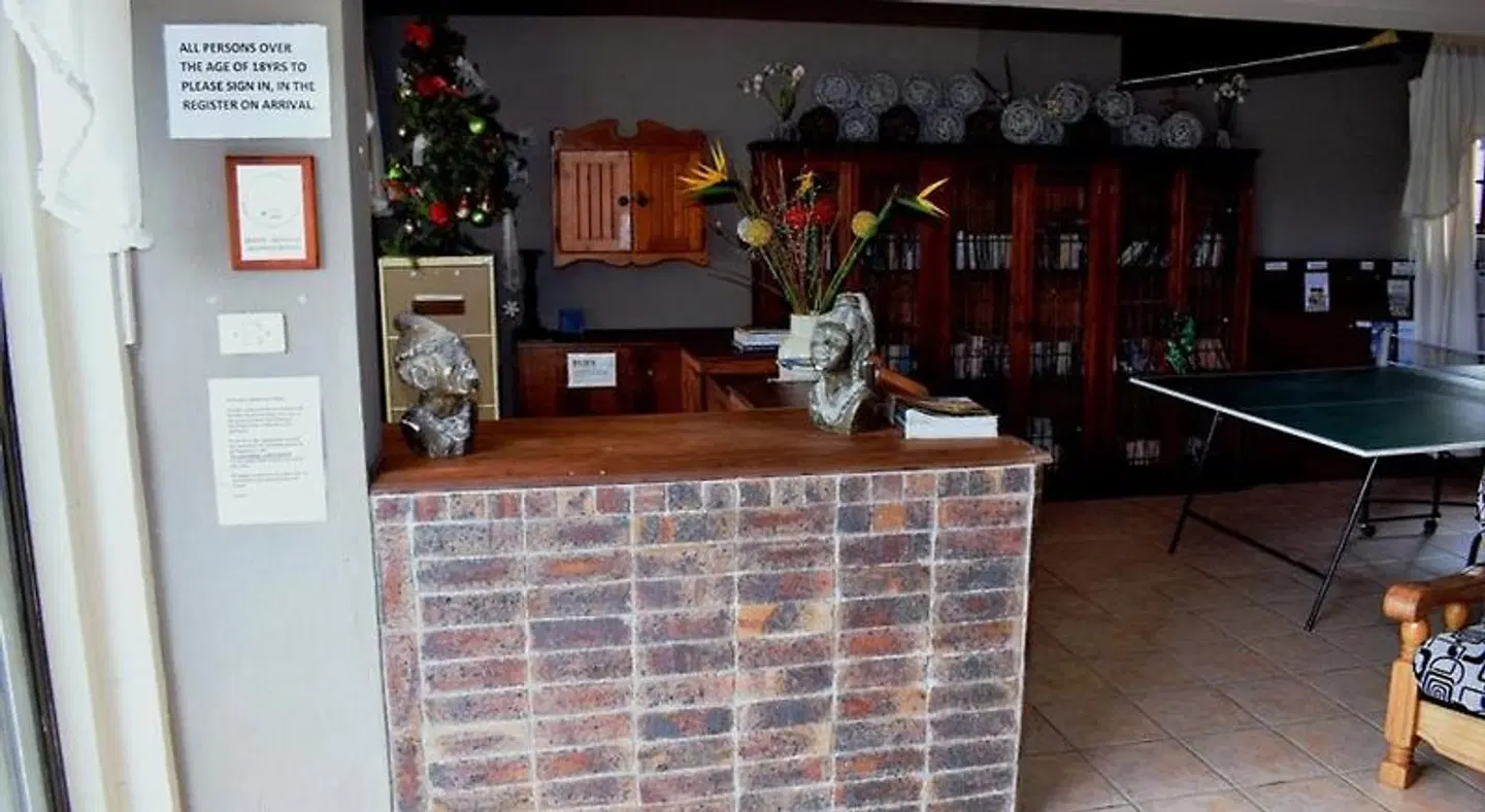 Khaya La Manzi Guest Lodge LOUNGE_LOBBY
